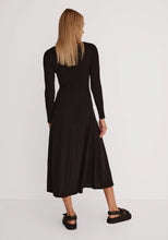 Load image into Gallery viewer, Quinn Dress - Black
