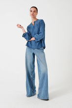 Load image into Gallery viewer, Clio Blouse - Mid Vintage