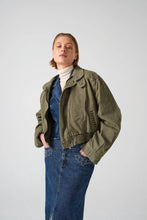 Load image into Gallery viewer, Juno Jacket in Khaki
