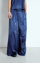 Load image into Gallery viewer, Womens Trousers Voogy
