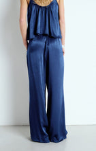 Load image into Gallery viewer, Womens Trousers Voogy
