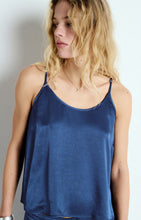 Load image into Gallery viewer, Womens Voogy Cami - Navy
