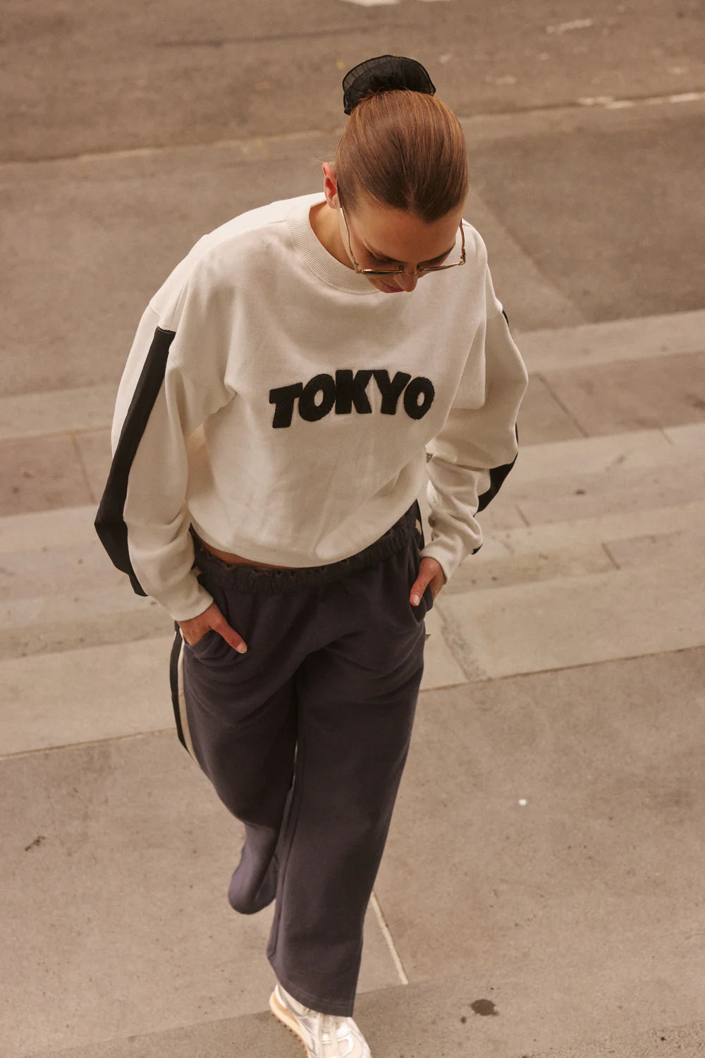 Tokyo Sweatshirt - Warm White