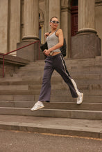 Load image into Gallery viewer, Parisienne Trackpant - Noir
