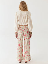 Load image into Gallery viewer, Colette Blouse - Ivory
