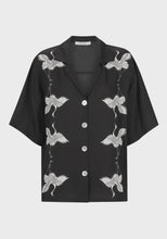 Load image into Gallery viewer, Akari S/S Shirt
