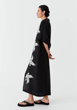 Load image into Gallery viewer, Akari Shirt Dress
