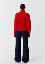 Load image into Gallery viewer, Oslo Pullover
