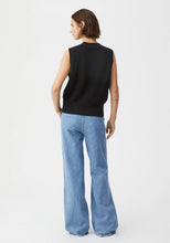 Load image into Gallery viewer, Byron Knit Vest - Black
