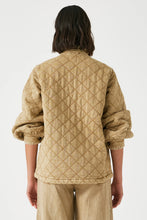 Load image into Gallery viewer, Quilted Pablo Jacket - Desert Sand
