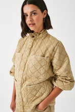 Load image into Gallery viewer, Quilted Pablo Jacket - Desert Sand
