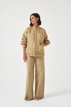 Load image into Gallery viewer, Gracie Twisted Jean - Desert Sand
