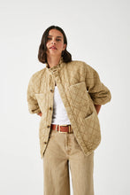 Load image into Gallery viewer, Quilted Pablo Jacket - Desert Sand
