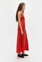 Load image into Gallery viewer, Scoop Neck Dress - Geranium
