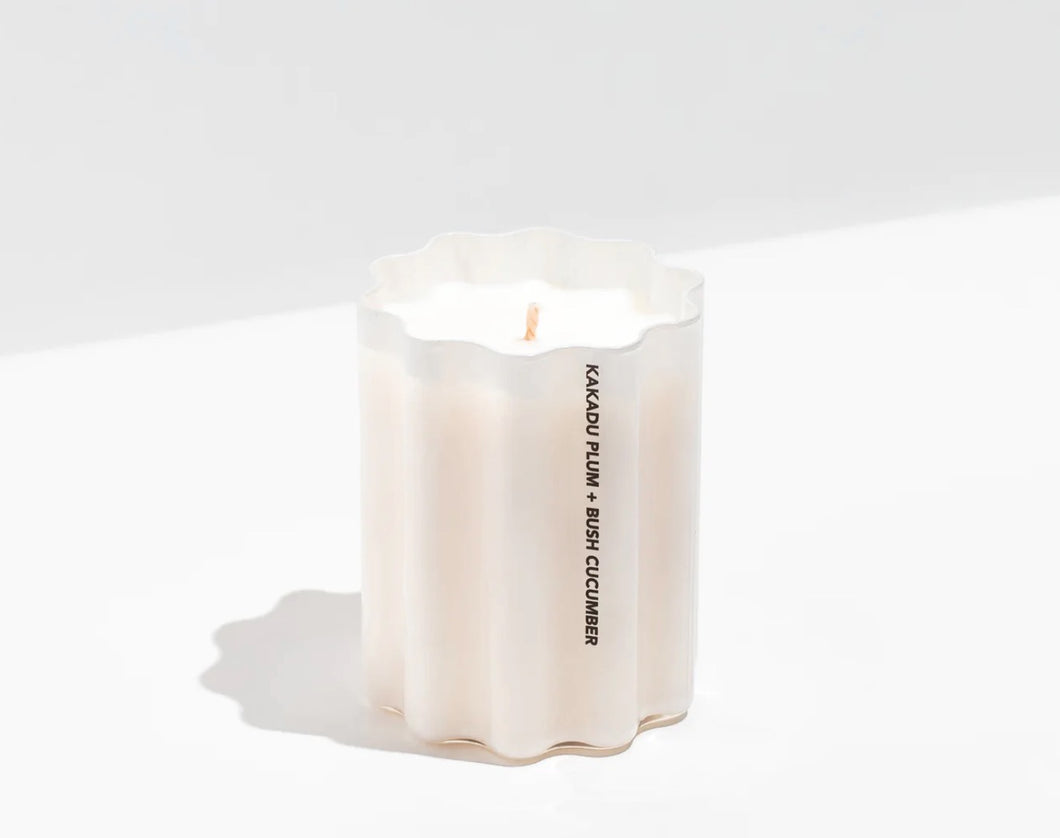 Wave Candle - Kakadu Plum + Bush Cucumber