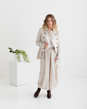 Load image into Gallery viewer, Hilde Linen Jacket - Natural
